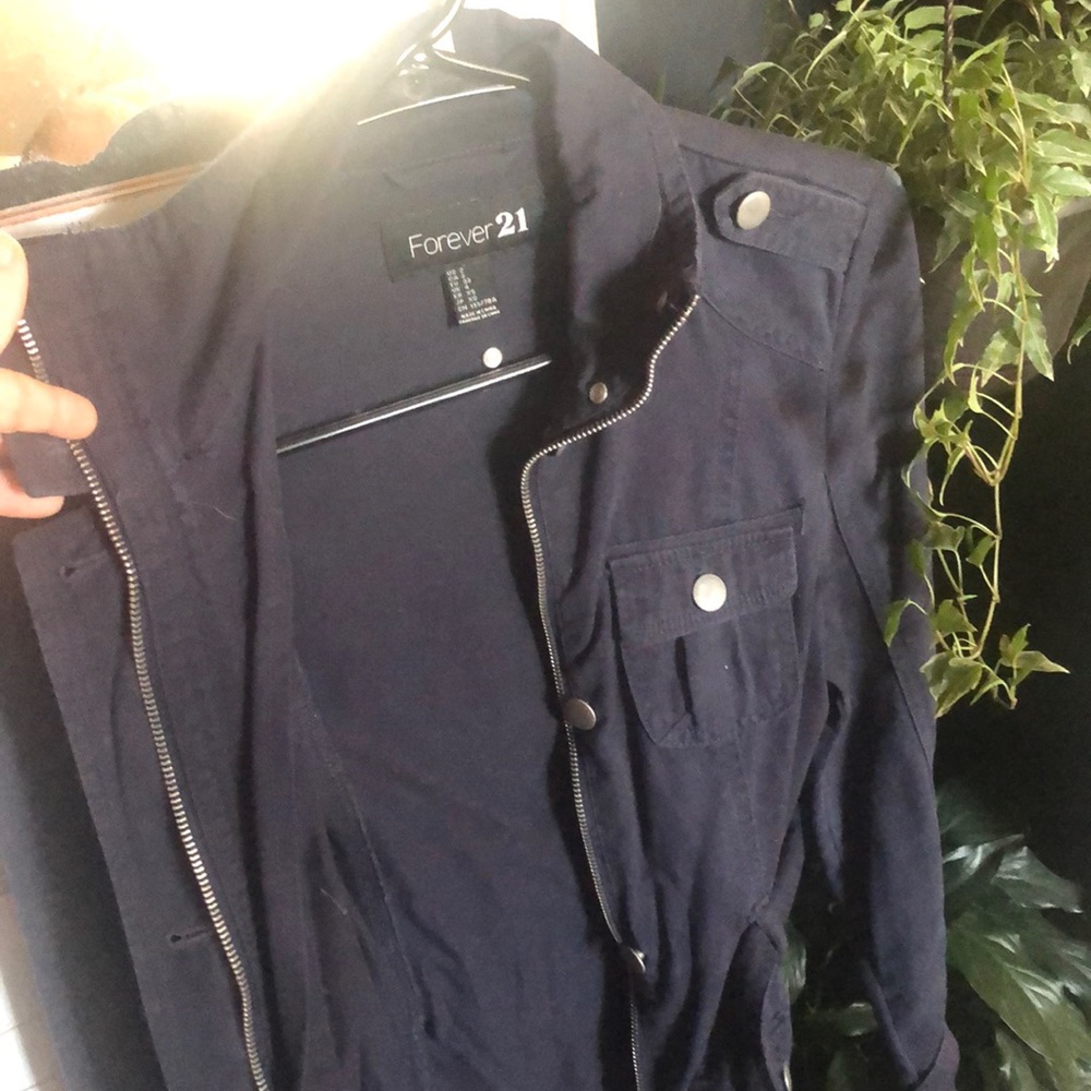 Jacket - Picture 3 of 4